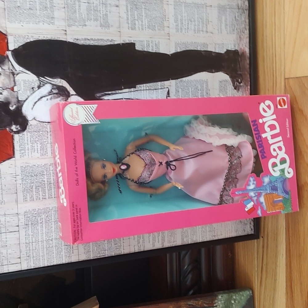 Parisian Barbie doll/1990